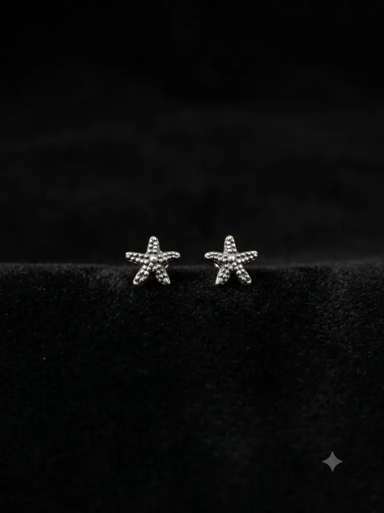 STAR STUDS