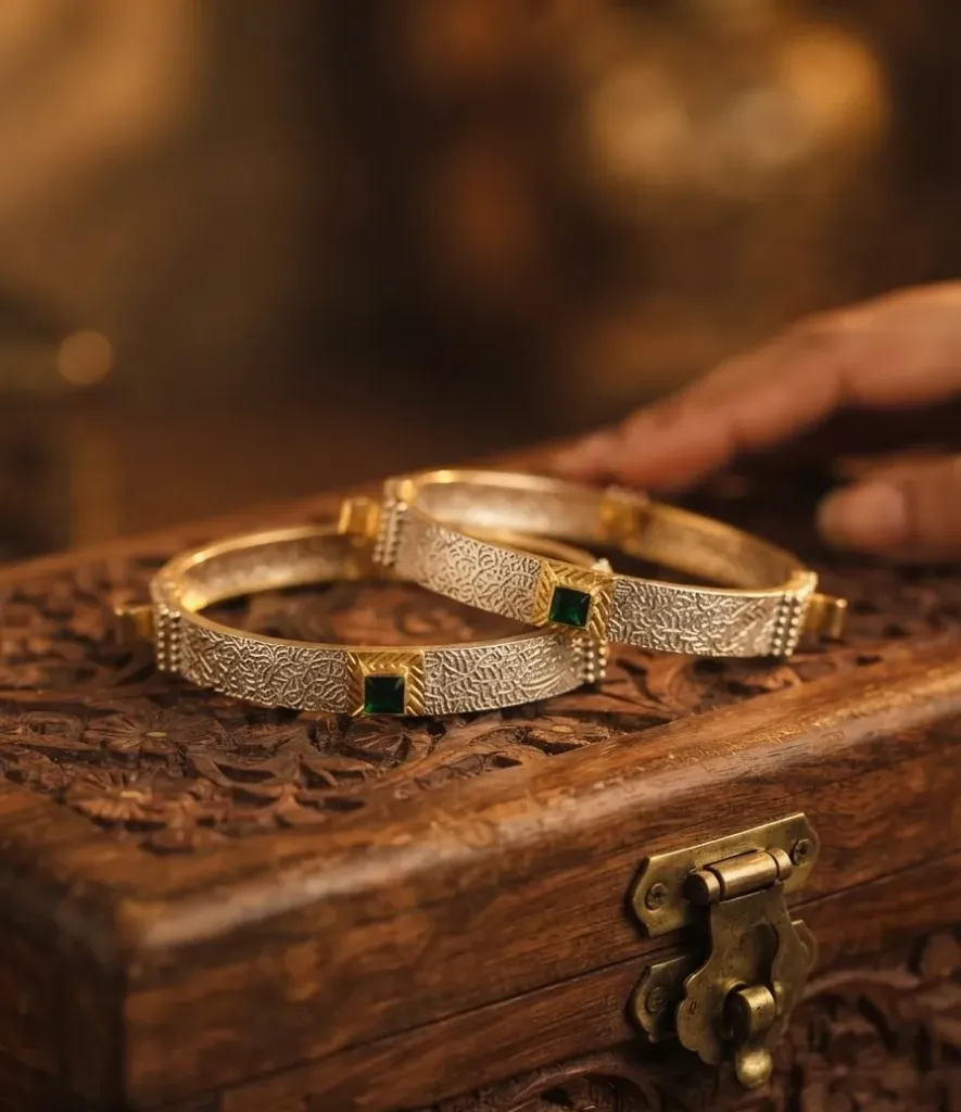 SQUARE CUT BANGLES
