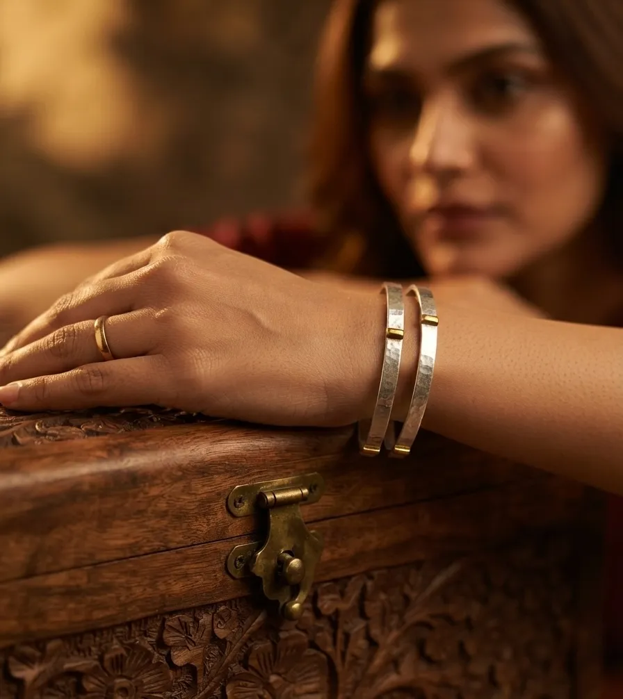 ELEGANT BANGLES