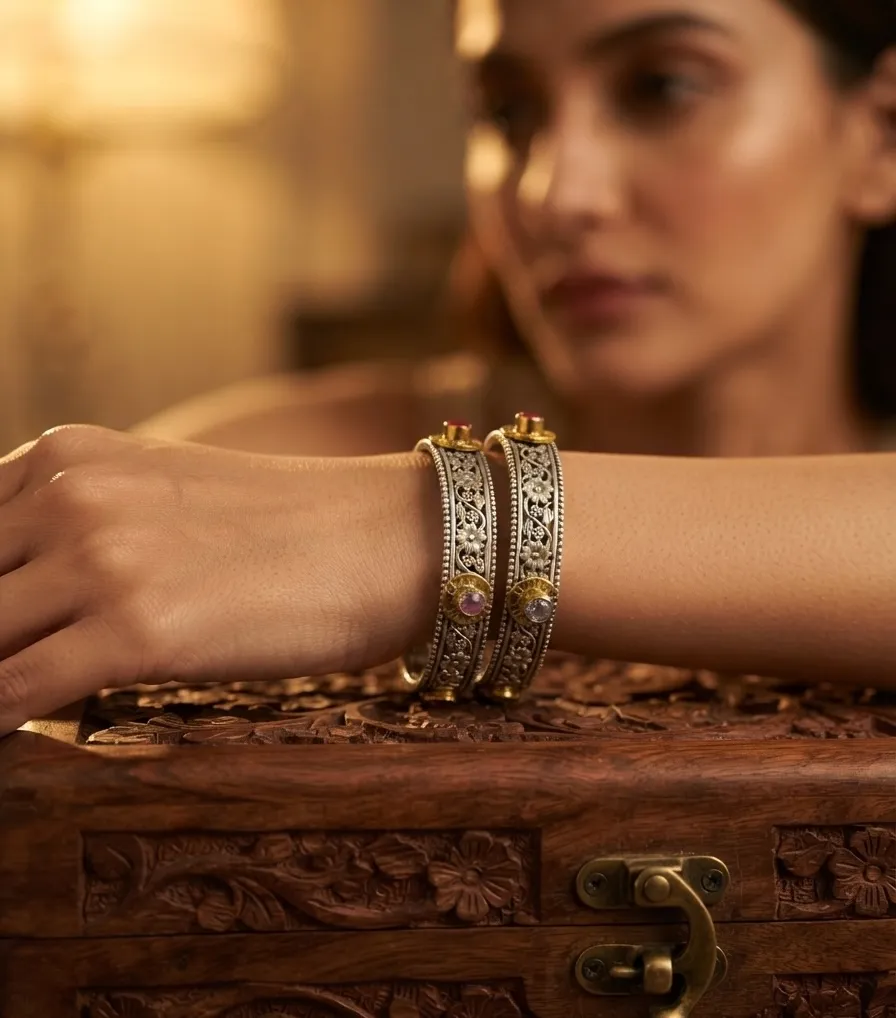 FLOWER MULTISTONE BANGLES